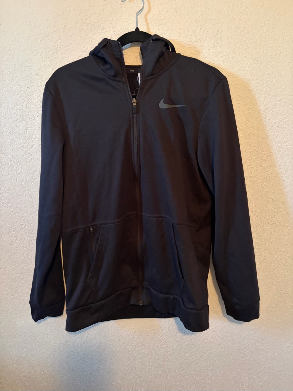 Nike Men’s Black Hooded Full-Zip Performance Jacket